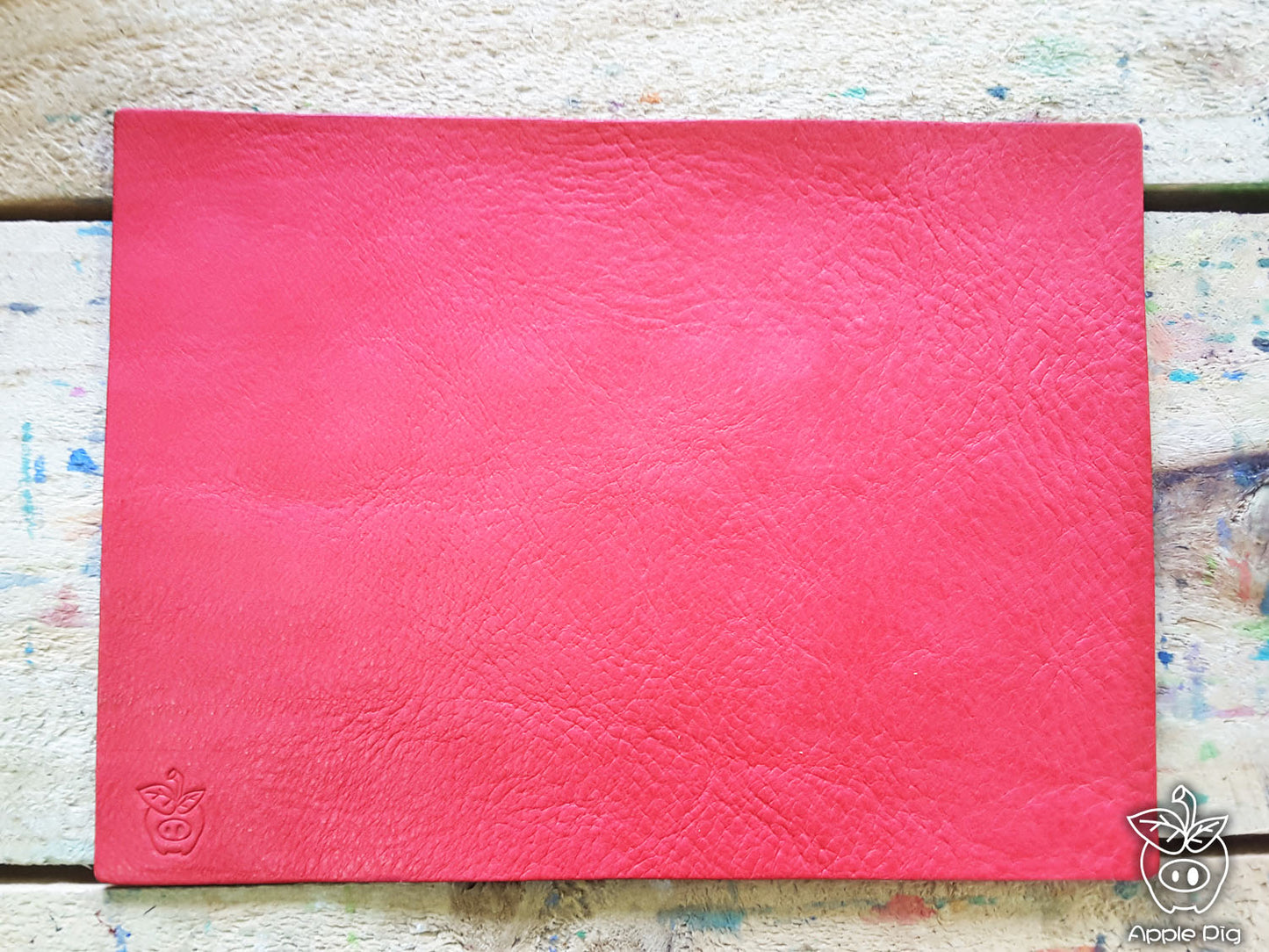 Apple Pig Leather"Apple Pig" Traveler's Notebook