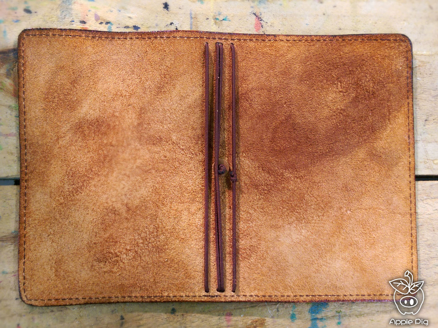 Apple Pig Leather"Cave Art" Traveler's Notebook