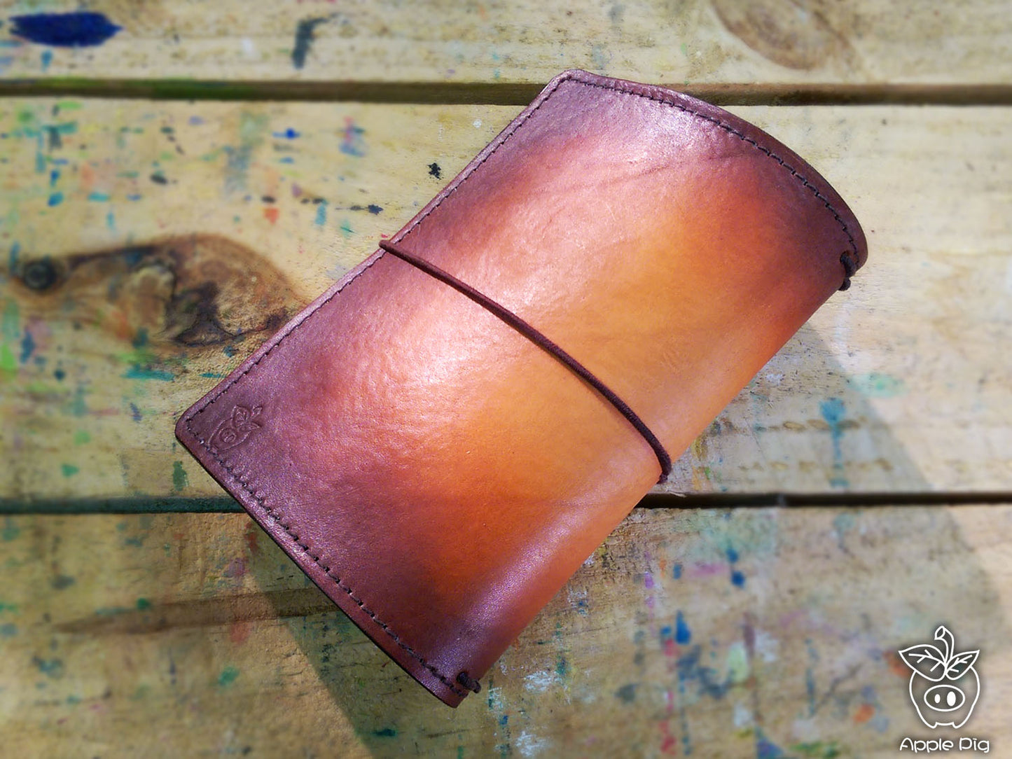 Apple Pig Leather"Cave Art" Traveler's Notebook