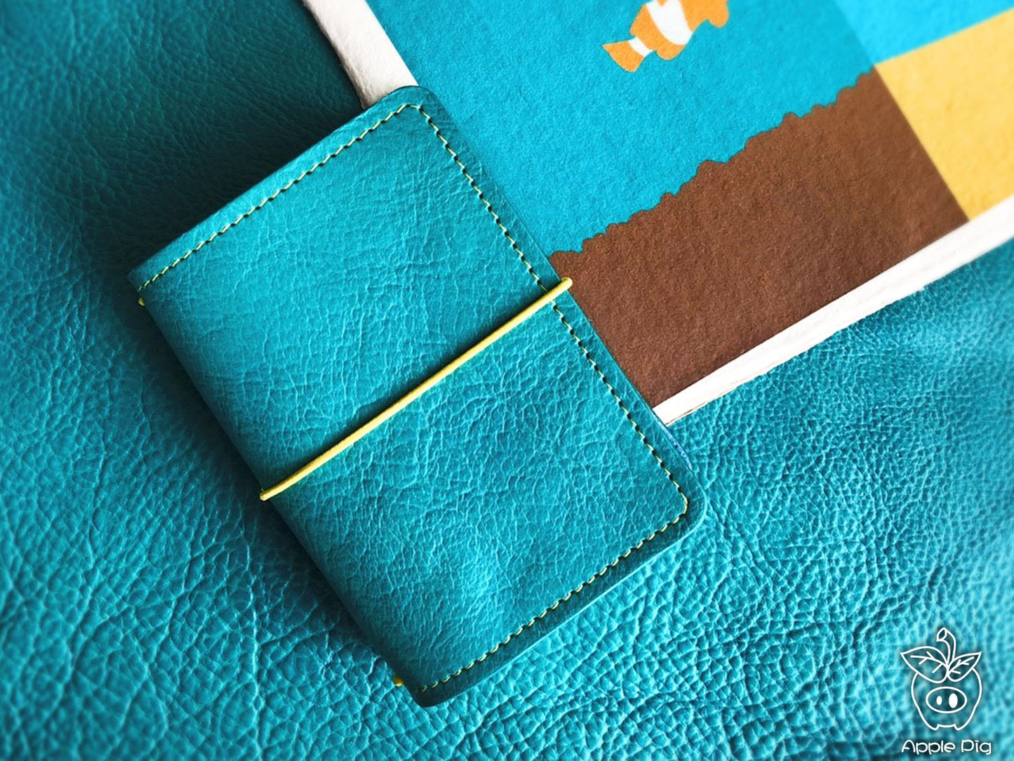 Apple Pig Leather"Blue Birds" Traveler's Notebook
