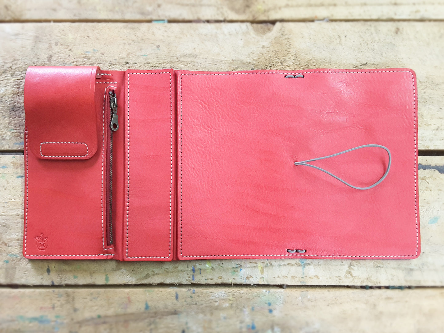 ApplePig Tri fold front pocket Traveler's Notebook