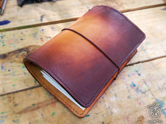 Apple Pig Leather"Cave Art" Traveler's Notebook