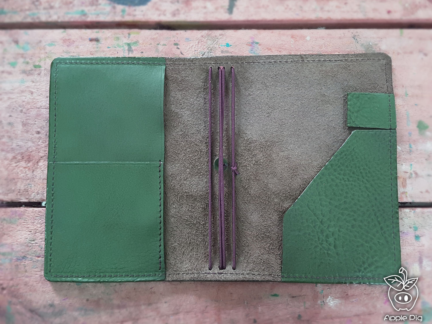 Try Try(for all kinds leather)Apple Pig Traveler's Notebook