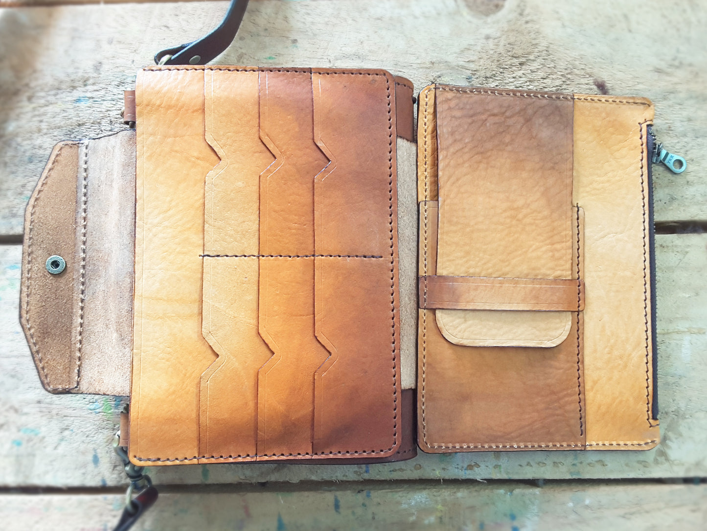 Apple Pig Bag book(cave art leather)