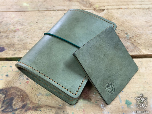 Apple Pig Leather"Matcha" Traveler's Notebook