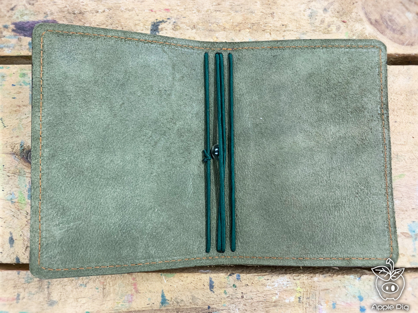 Apple Pig Leather"Matcha" Traveler's Notebook